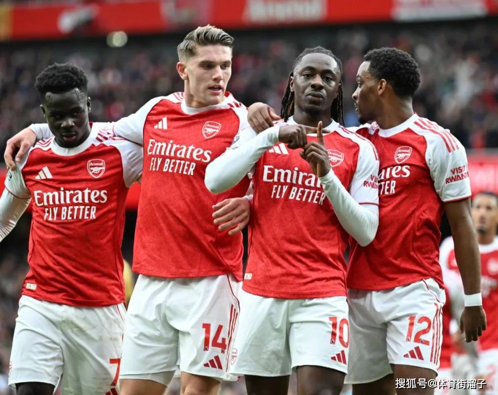 1-0！英超乱套了，阿森纳4连胜领跑，曼城0-1爆冷，3大豪门翻车